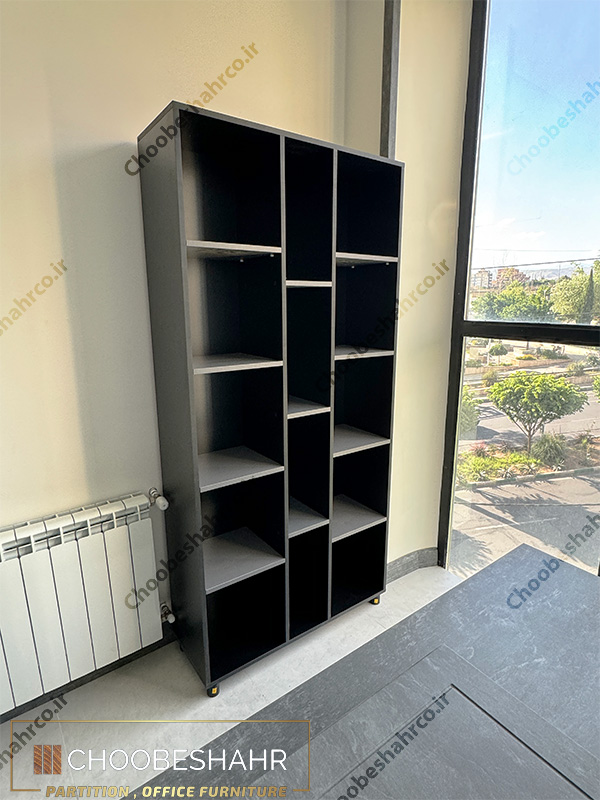 نمونه کتابخانه اداری مینیمال مدل LIB-111 با ترکیب رنگ دوگانه مخصوص اتاق مدیریت و بایگانی شرکت