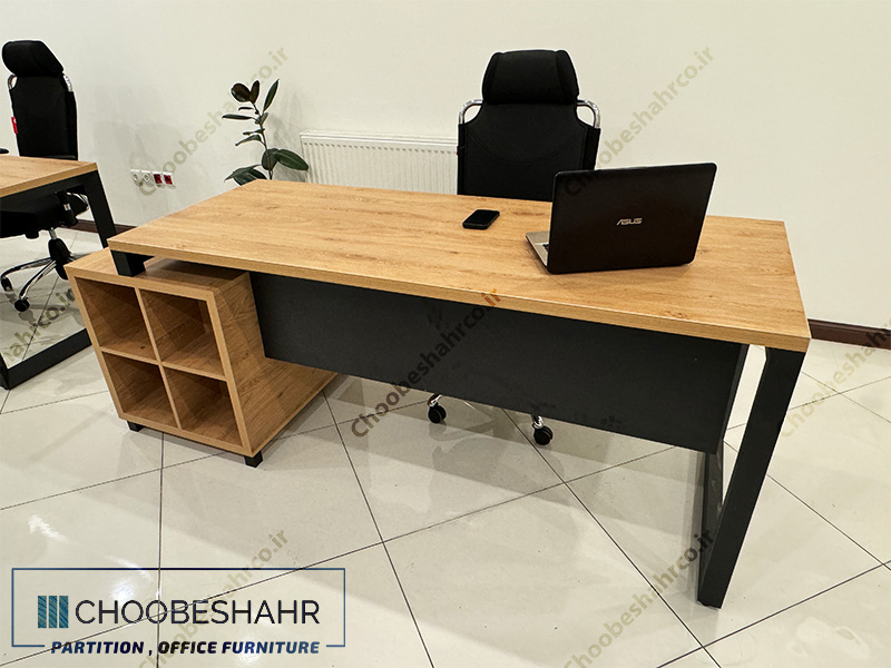 میز کارشناسی ED-107 با رنگ بندی ملچ - مشکی 